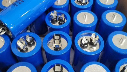 電機電容器10uf的容量大嗎？
